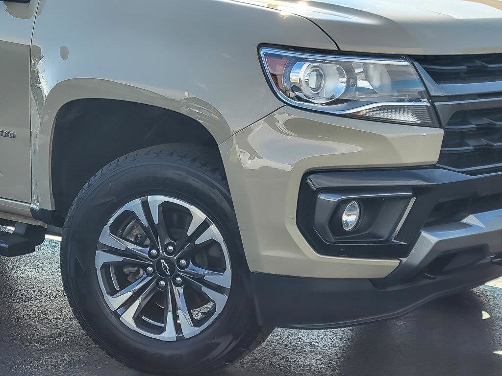 2022 Chevrolet Colorado Z71 photo 3