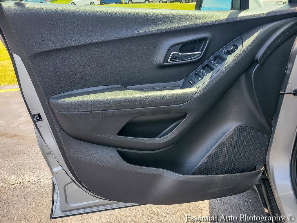 2018 Chevrolet Trax LS - Photo 20