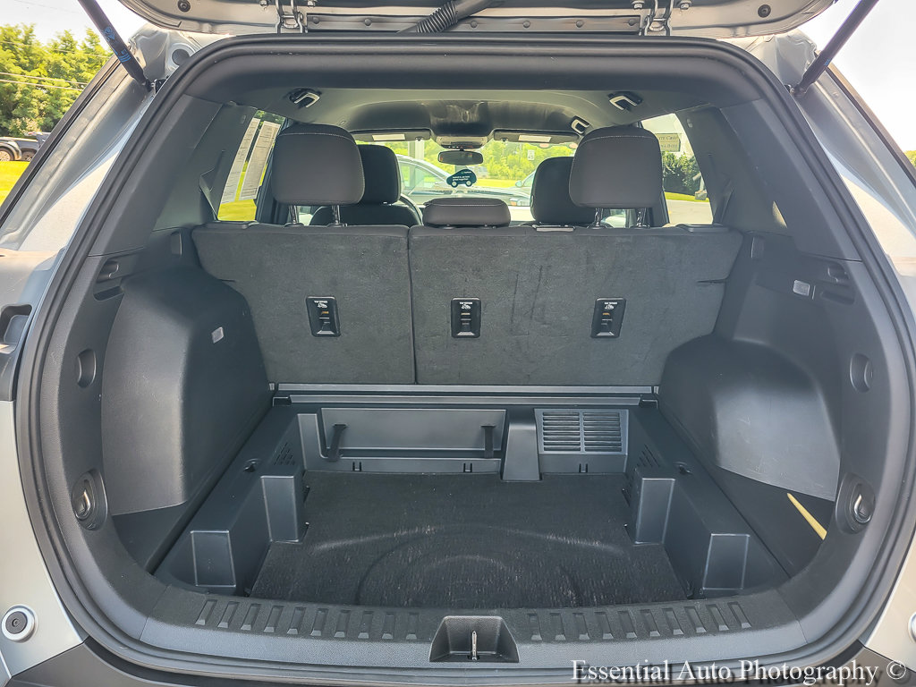 2025 Chevrolet Equinox LT - Photo 17