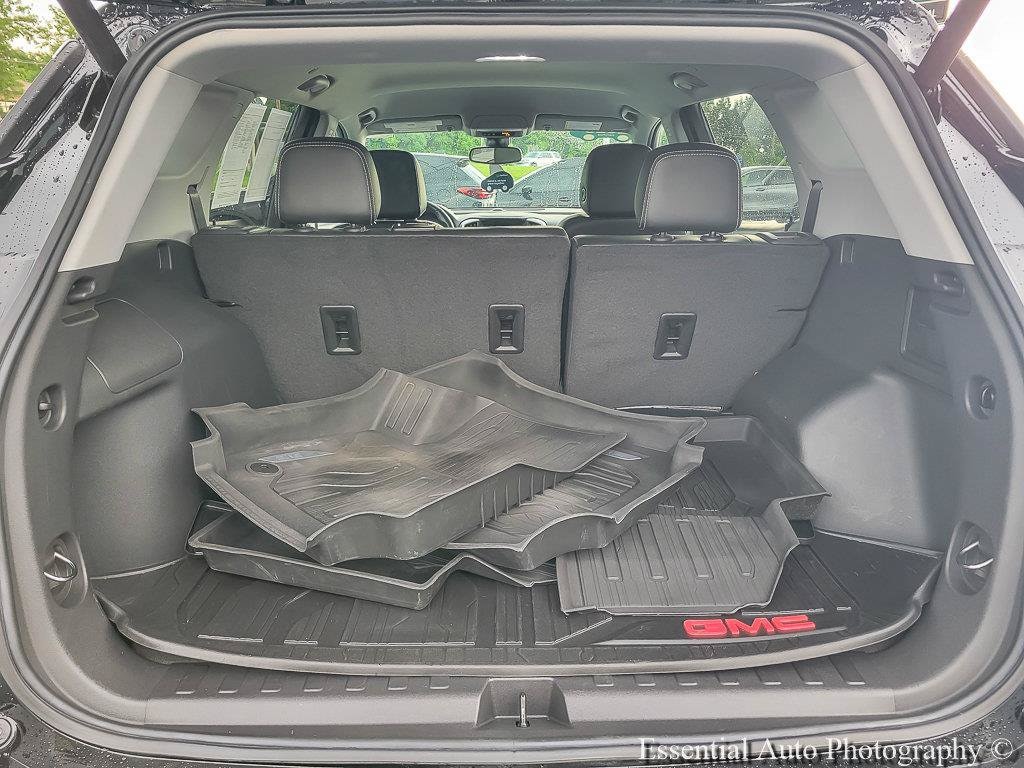 2023 GMC Terrain SLT - Photo 23
