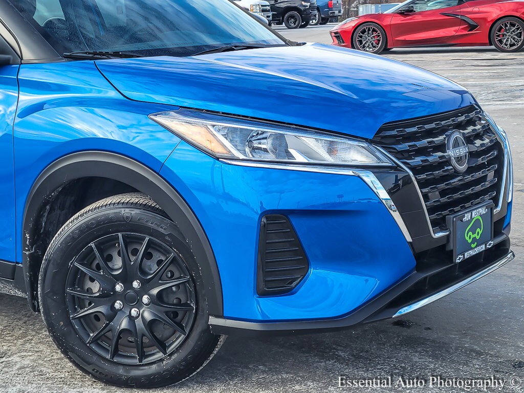 Used 2023 Nissan Kicks S