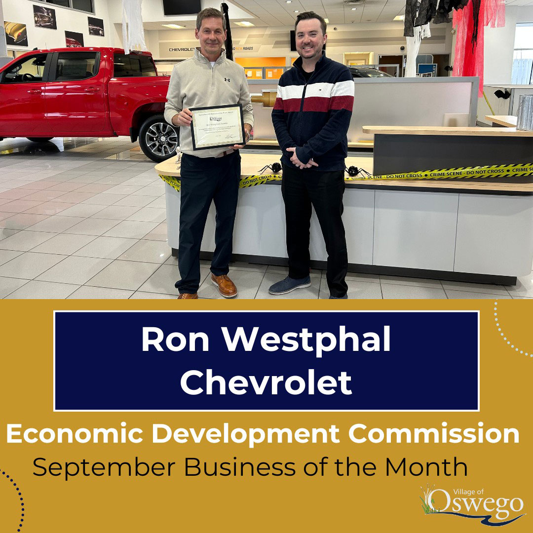 Bill Houlis and team receiving Oswego Award