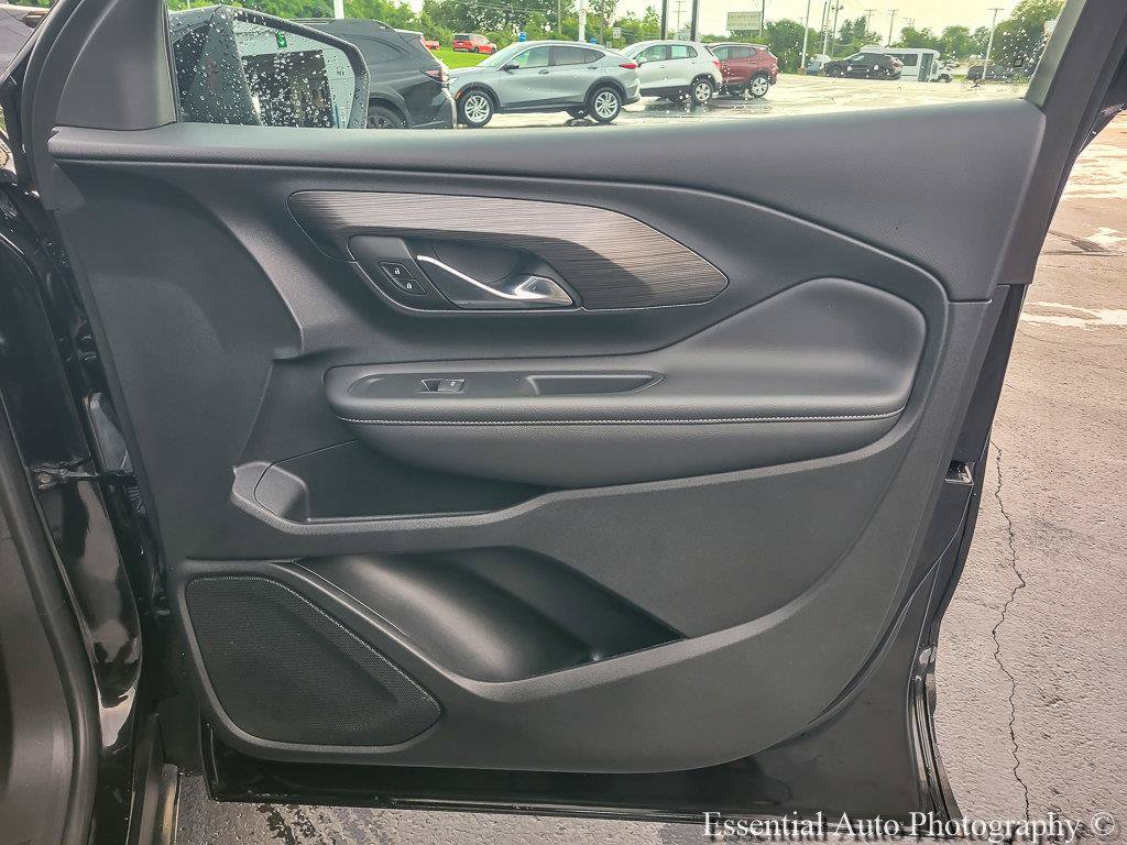 2023 GMC Terrain SLT - Photo 26