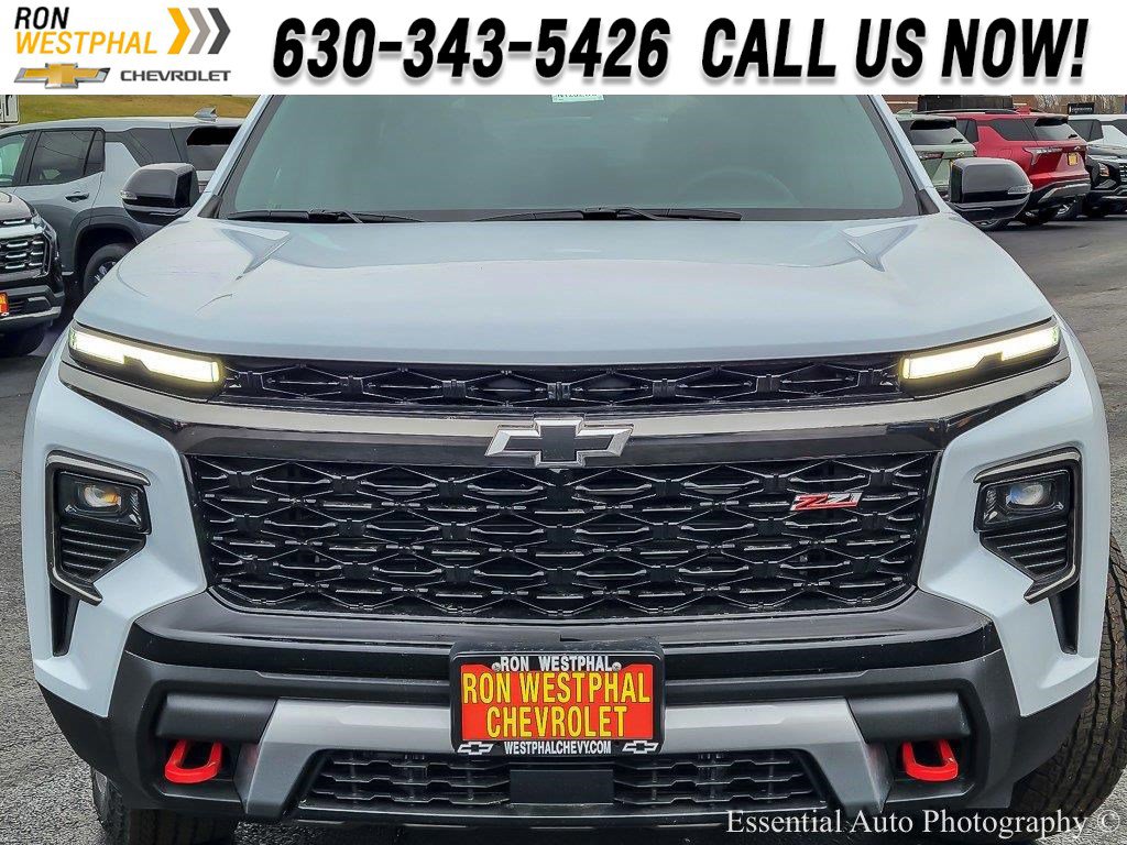 2026 Chevrolet Traverse Z71 photo 2