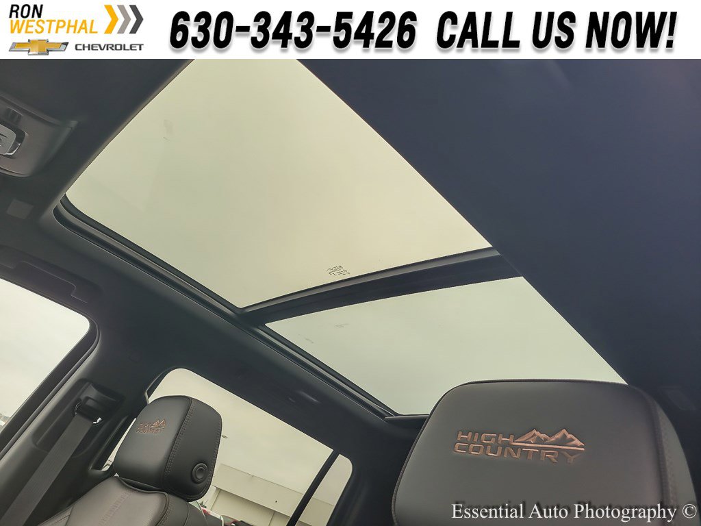 2026 Chevrolet Suburban High Country - Photo 9
