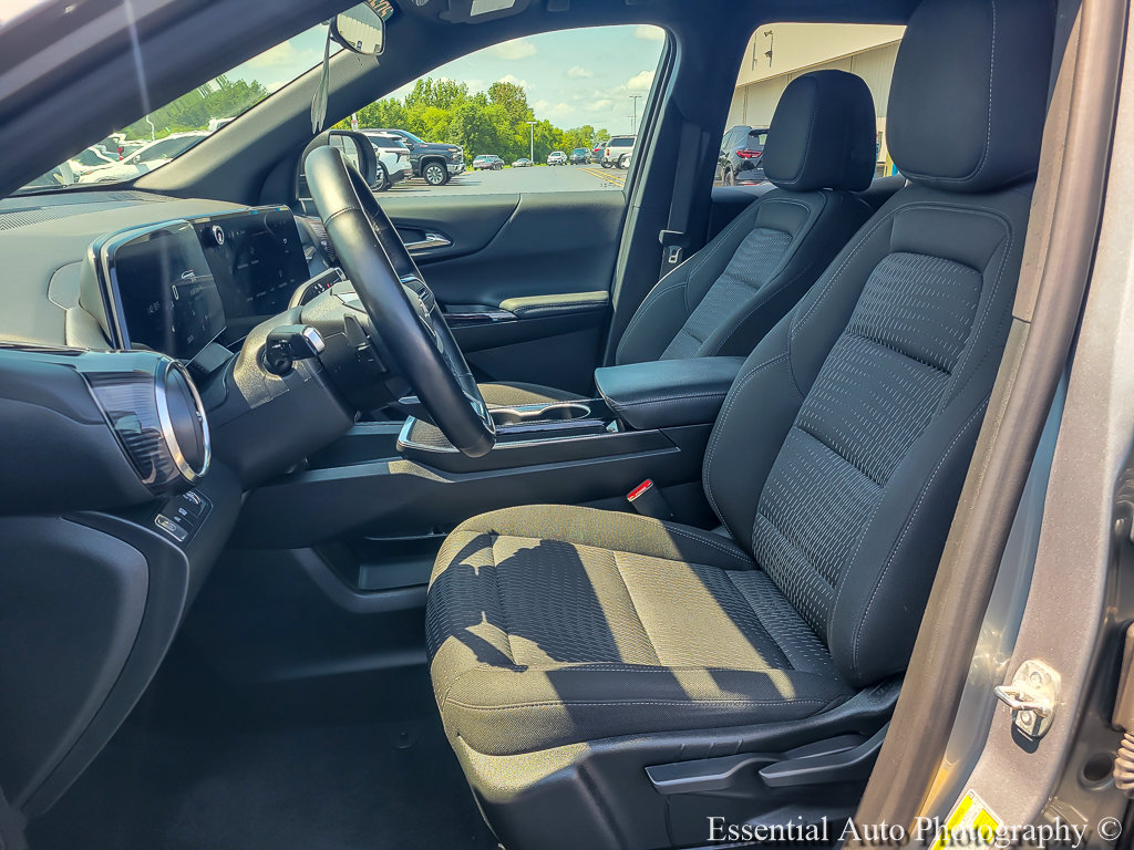 2025 Chevrolet Equinox LT - Photo 8