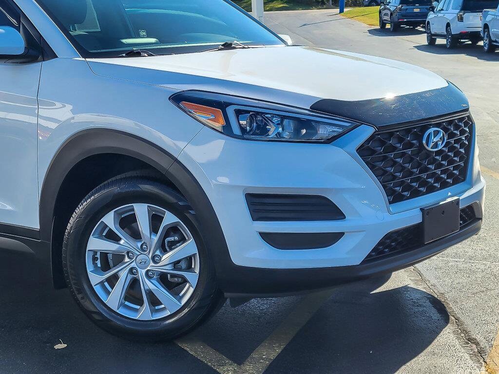 2021 Hyundai Tucson SE photo 2