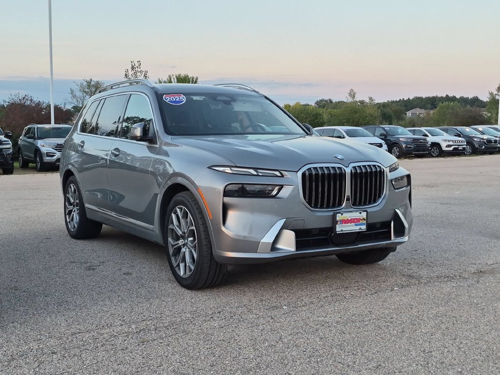 2025 BMW X7