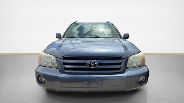 Used 2007 Toyota Highlander Limited with VIN JTEEP21A070198136 for sale in Madison, WI