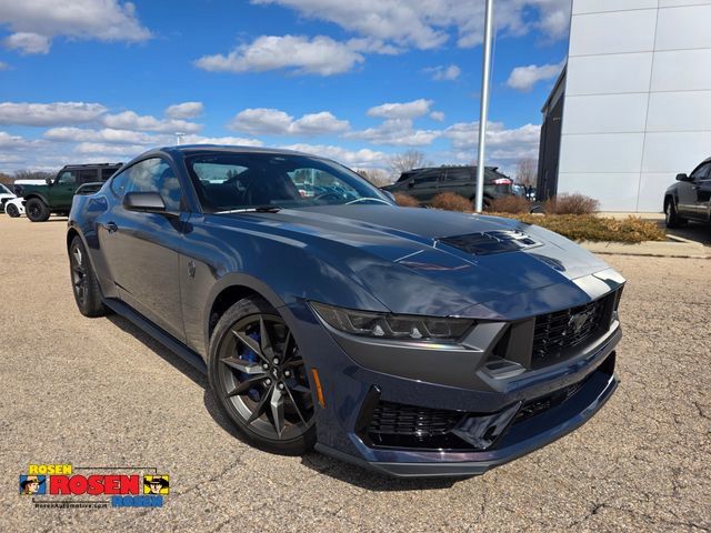 2026 Ford Mustang Dark Horse's photo
