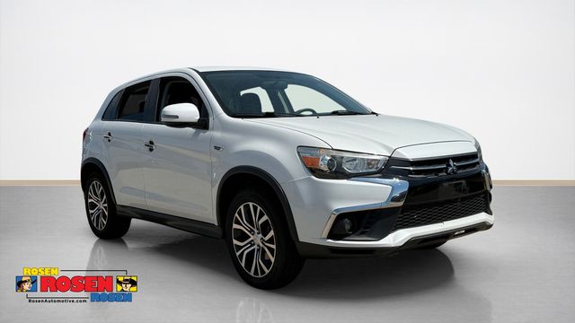 2018 Mitsubishi Outlander Sport 2.0 ES 2WD CVT's photo