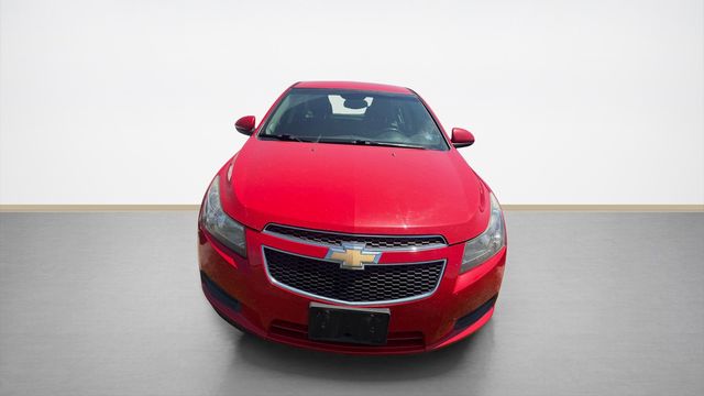 Used 2014 Chevrolet Cruze 2LT with VIN 1G1PE5SB6E7295513 for sale in Madison, WI