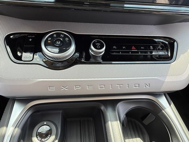 2026 Ford Expedition Active - Photo 19