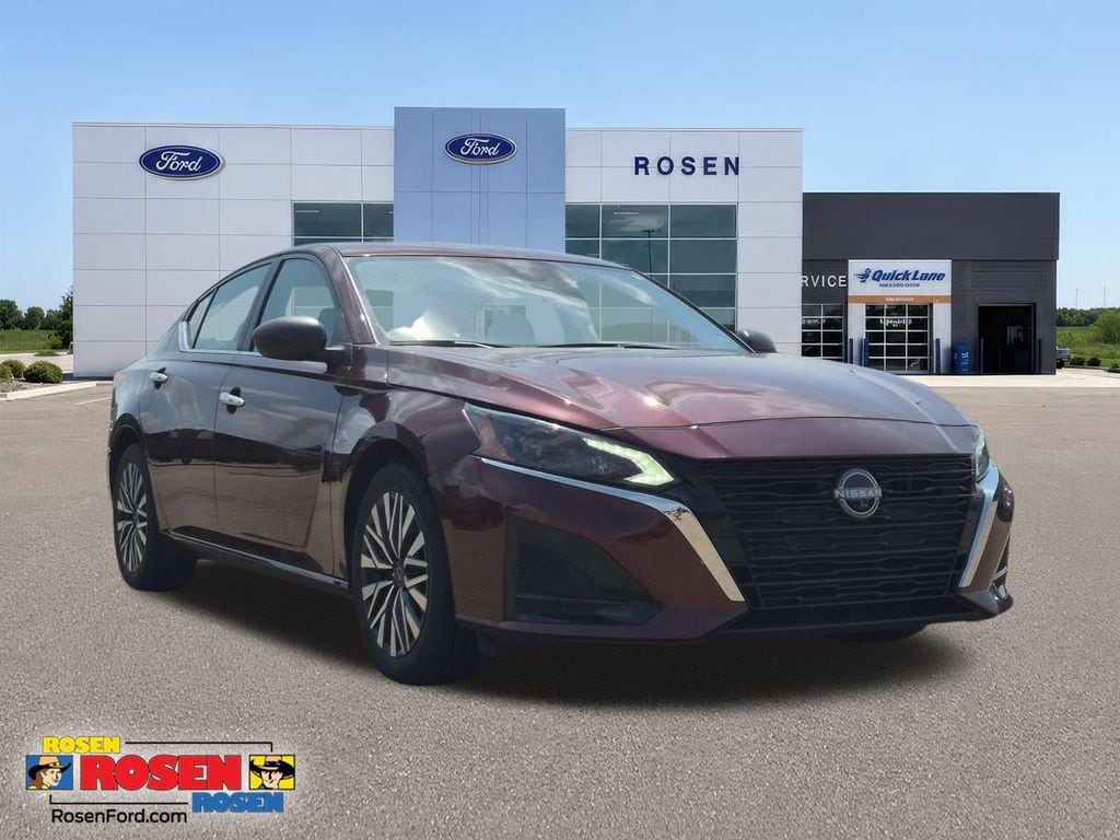 2025 Nissan Altima