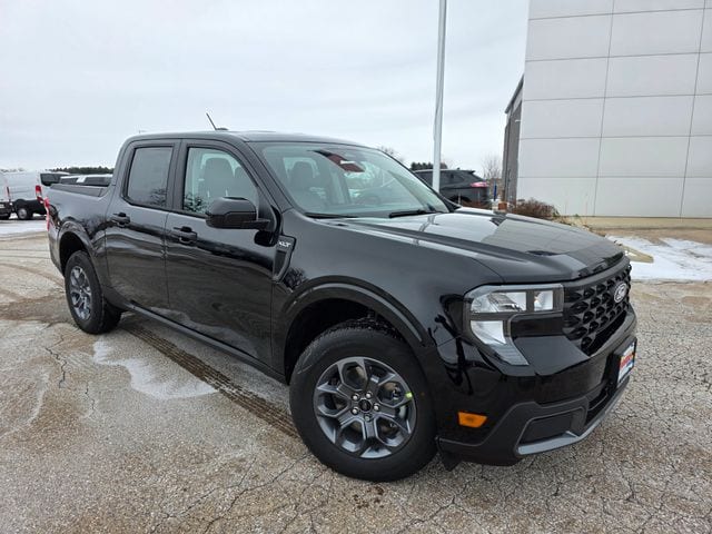 2026 Ford Maverick XLT photo 2