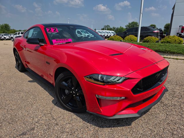 2022 Ford Mustang GT Premium photo 2
