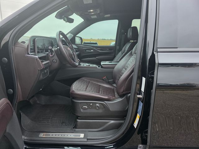 2023 Cadillac Escalade Sport Platinum photo 4