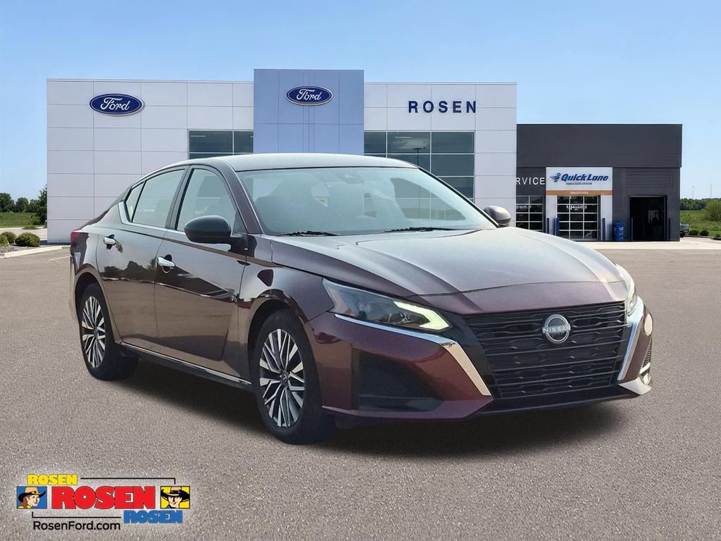 2025 Nissan Altima
