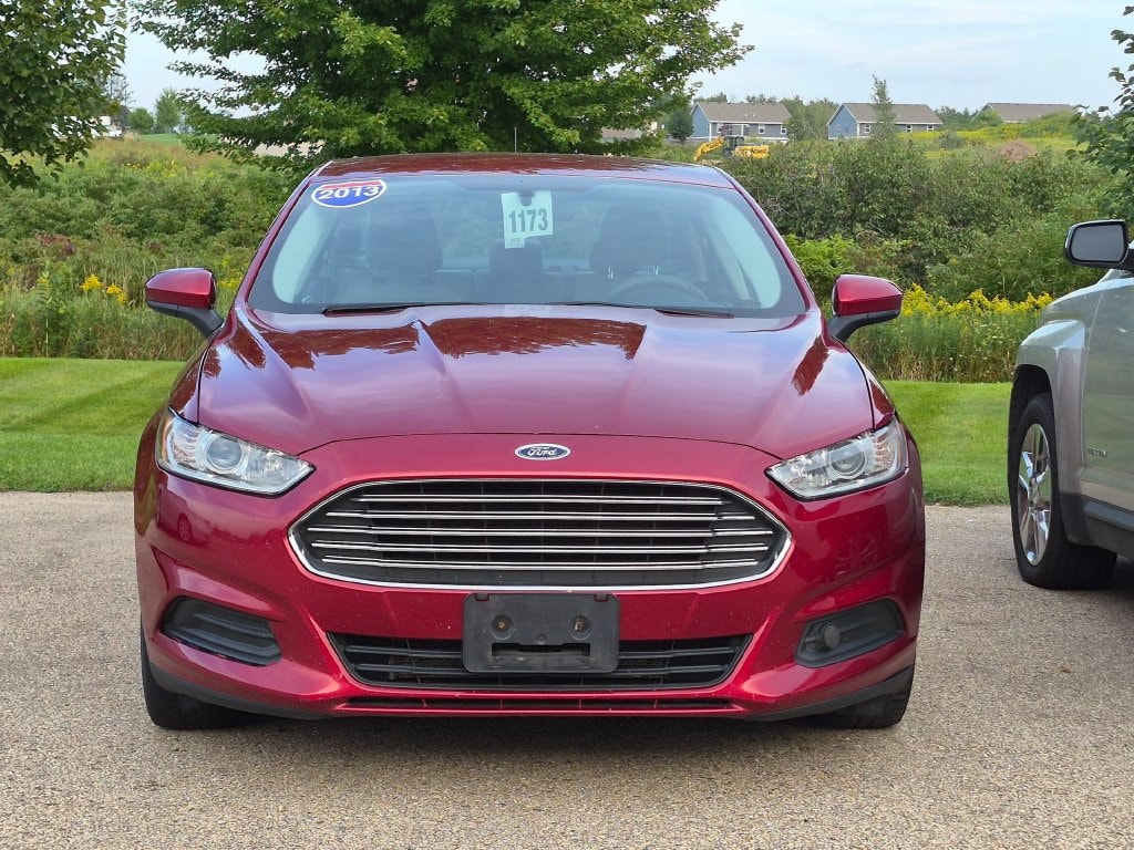 Used 2013 Ford Fusion S with VIN 3FA6P0G72DR304774 for sale in Belleville, WI