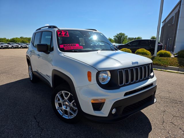 Used 2022 Jeep Renegade Latitude with VIN ZACNJDB12NPN98672 for sale in Belleville, WI