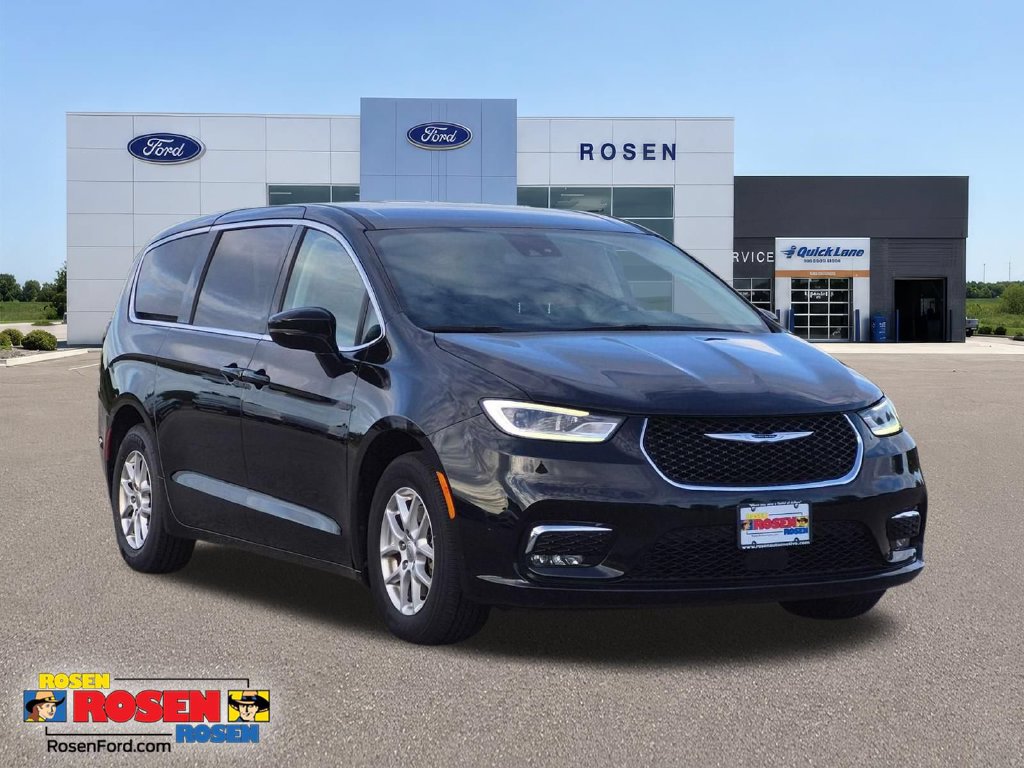 2024 Chrysler Pacifica