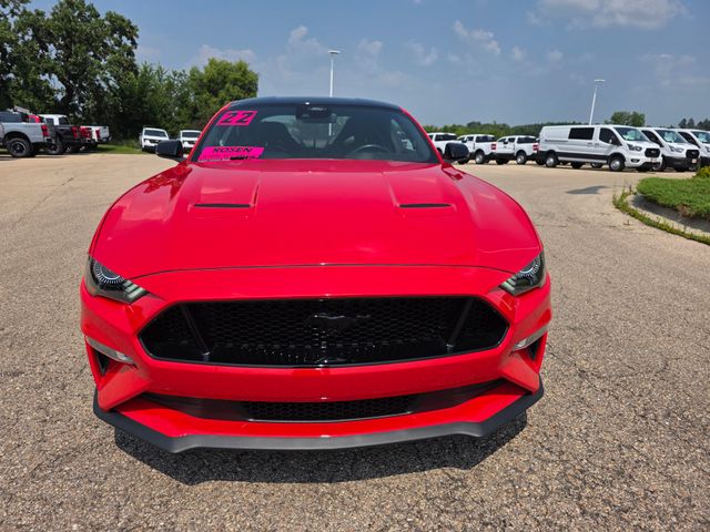 2022 Ford Mustang GT Premium photo 3