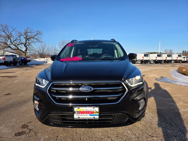 2019 Ford Escape SE photo 2