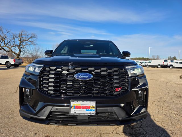 2026 Ford Explorer ST photo 2