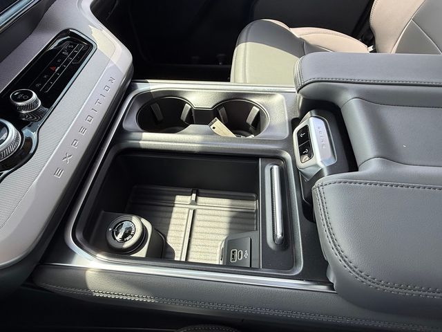 2026 Ford Expedition Active - Photo 20