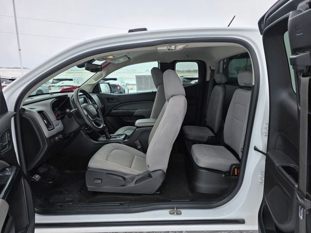 2018 Chevrolet Colorado Work Truck photo 4