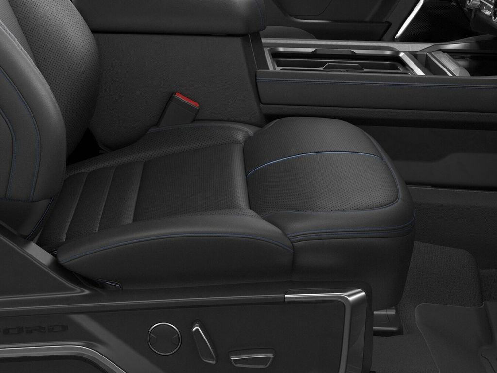 2026 Ford F-250 Super Duty Platinum - Photo 10