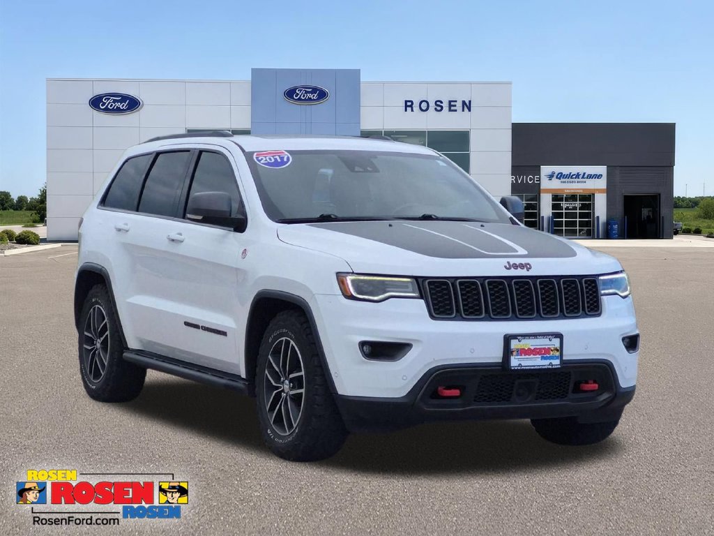 Used 2017 Jeep Grand Cherokee Trailhawk with VIN 1C4RJFLG8HC755522 for sale in Belleville, WI