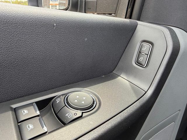 2026 Ford F-250 Super Duty XL - Photo 9