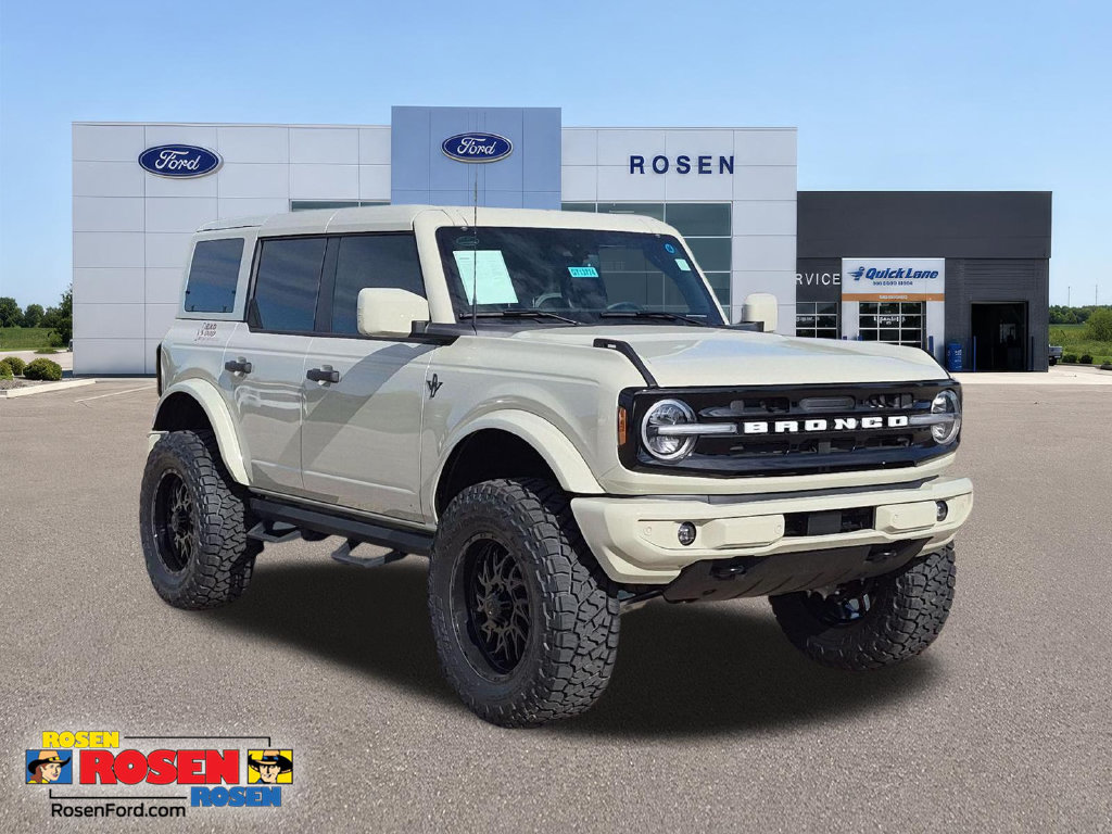 2026 Ford Bronco Outer Banks&reg; SUV