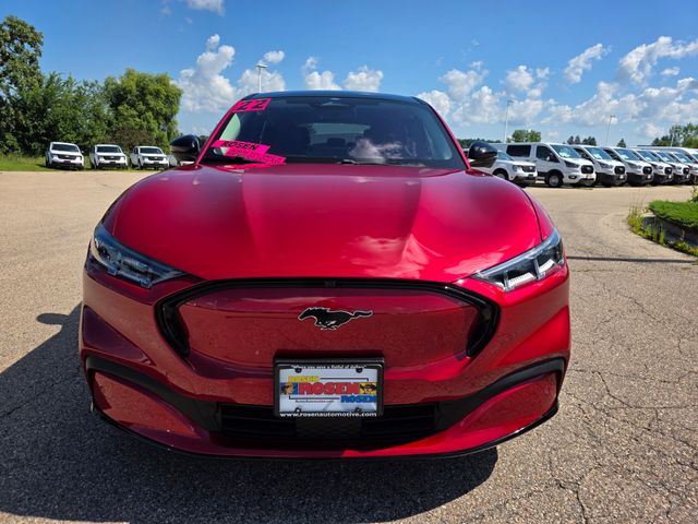 2022 Ford Mustang Mach-E Premium photo 3