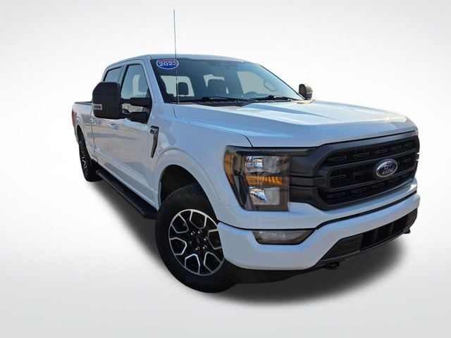2023 Ford F-150 XLT photo 2