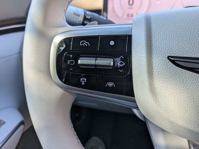 2026 GENESIS GV70 Advanced - Photo 16