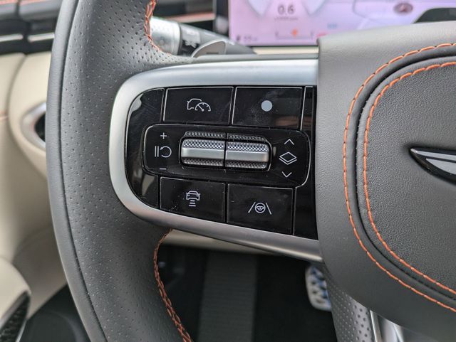 2026 GENESIS GV70 Sport Prestige - Photo 16