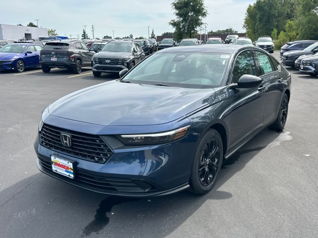 2025 Honda Accord SE's photo