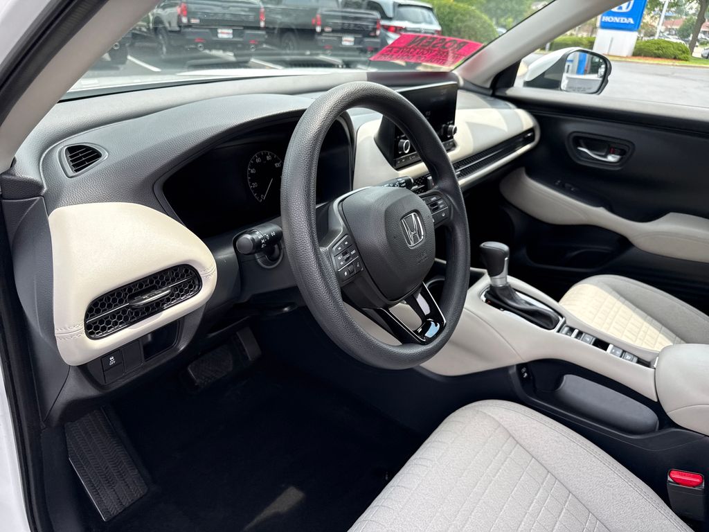 2025 Honda HR-V LX - Photo 14
