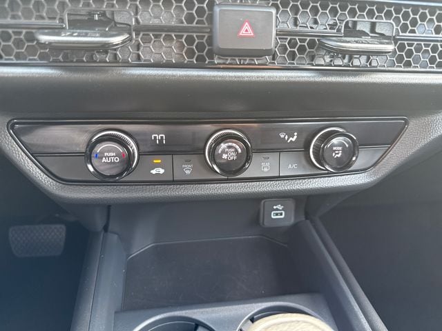 2025 Honda HR-V LX - Photo 32
