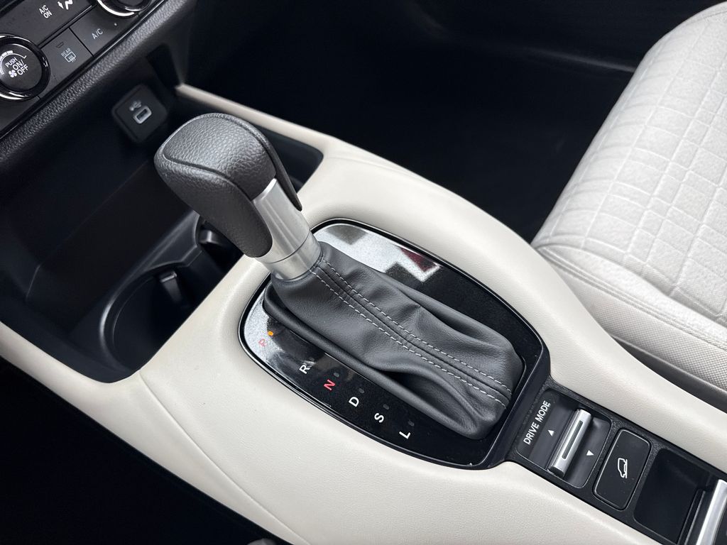 2025 Honda HR-V LX - Photo 29