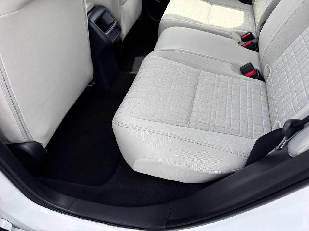 2025 Honda HR-V LX - Photo 17