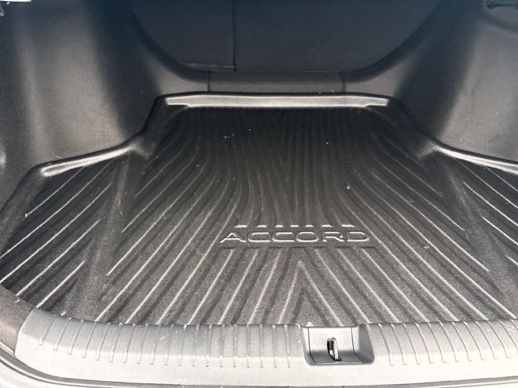 2025 Honda Accord SE - Photo 39