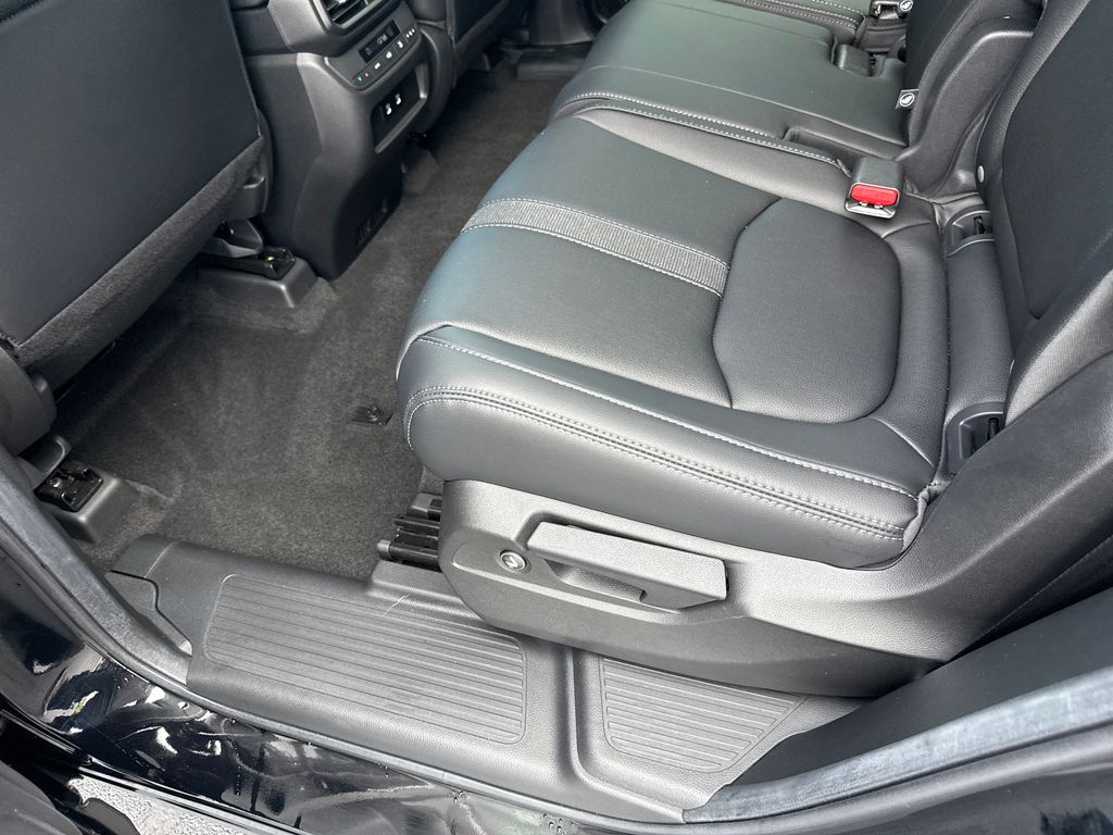 2026 Honda Pilot EX-L - Photo 18