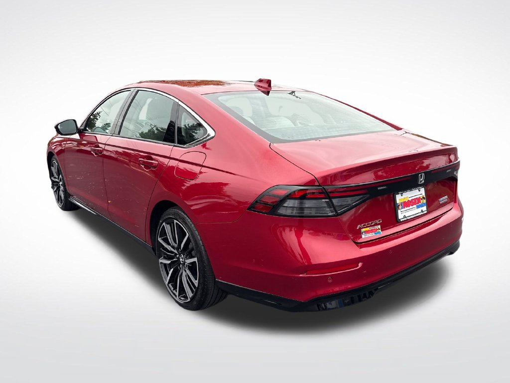 2026 Honda Accord Hybrid Touring - Photo 3