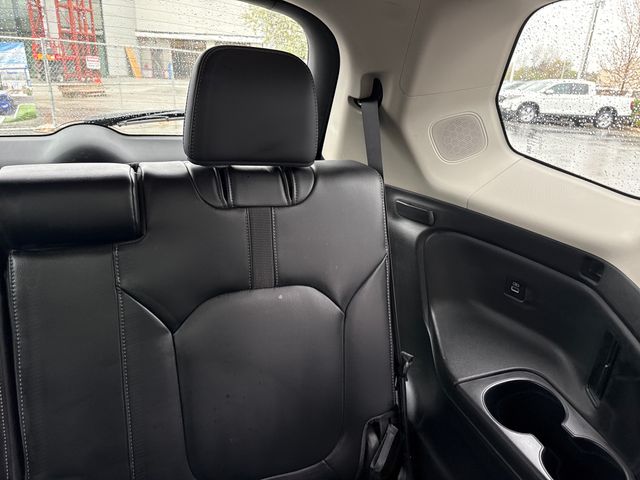 2023 Honda Pilot Touring - Photo 25