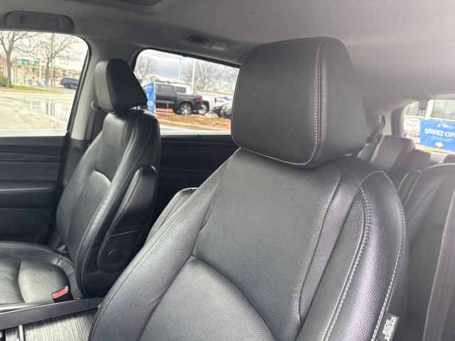 2022 Honda Odyssey EX-L - Photo 13