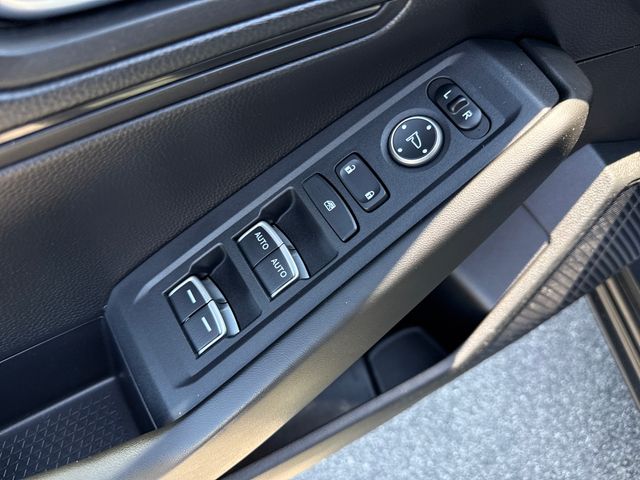 2023 Honda Accord LX - Photo 10