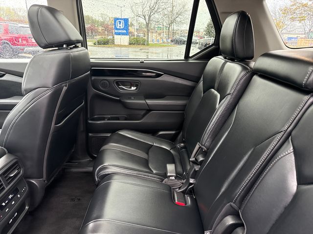 2023 Honda Pilot Touring - Photo 21